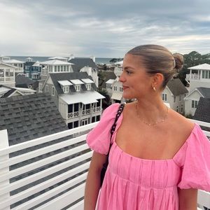 Meet your Posher, Christine